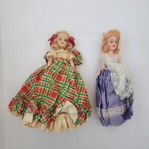 Vintage Lot of 2 plastic  dolls.